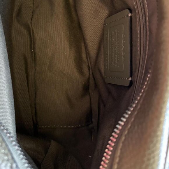 COACH DEMPSEY Leather Camera Bag with Patch Brand New - Picture 5 of 7